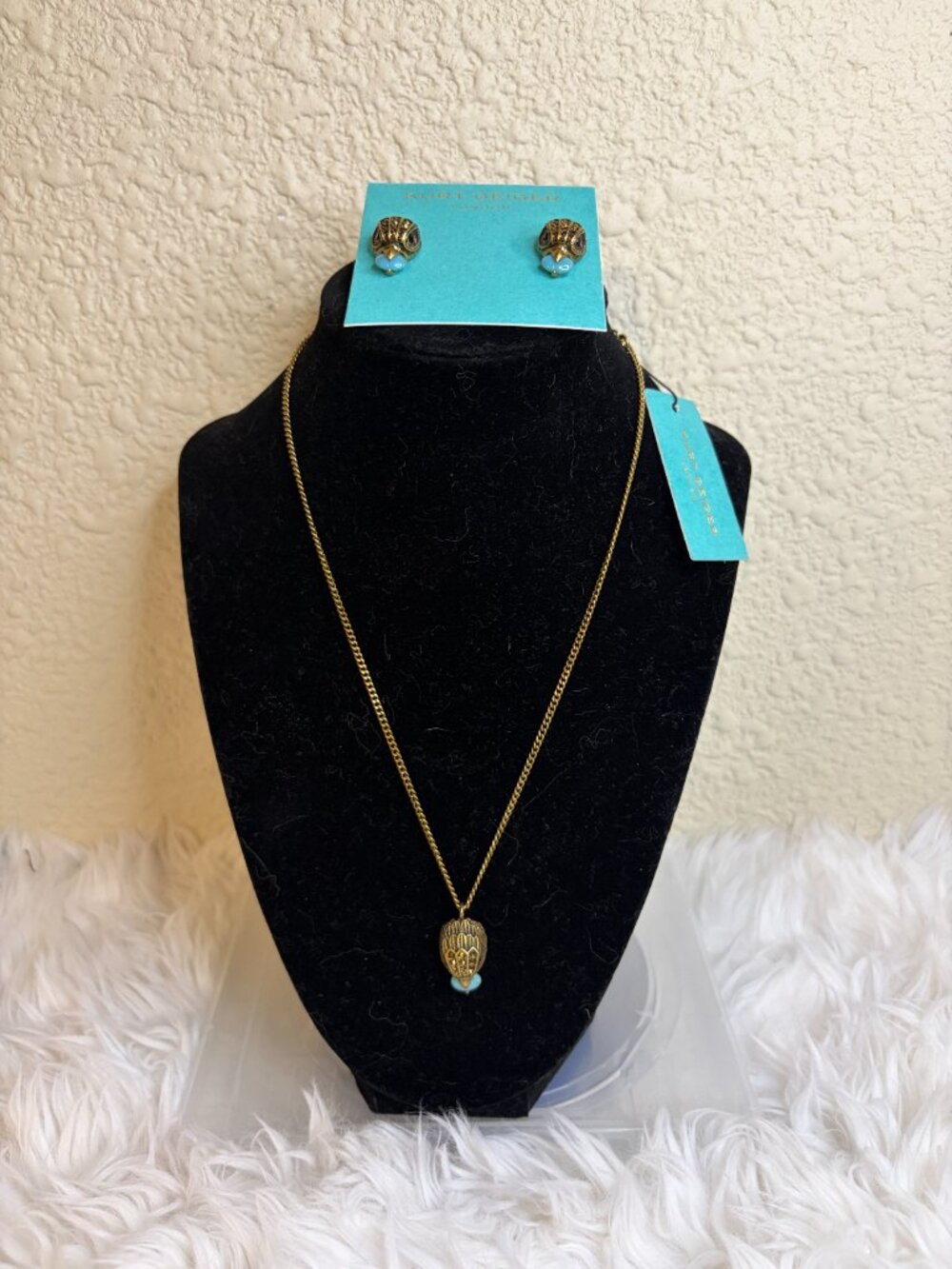Kurt Geiger Eagle Head Necklace Earrings Set Turquoise Bronze Gold NWT